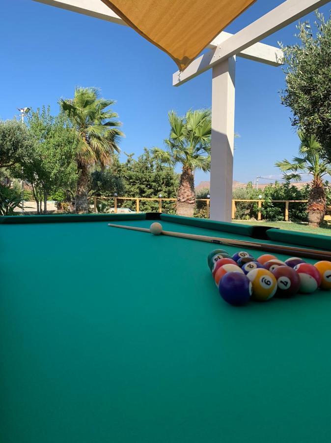 Luxury Villa קרטרוס מראה חיצוני תמונה