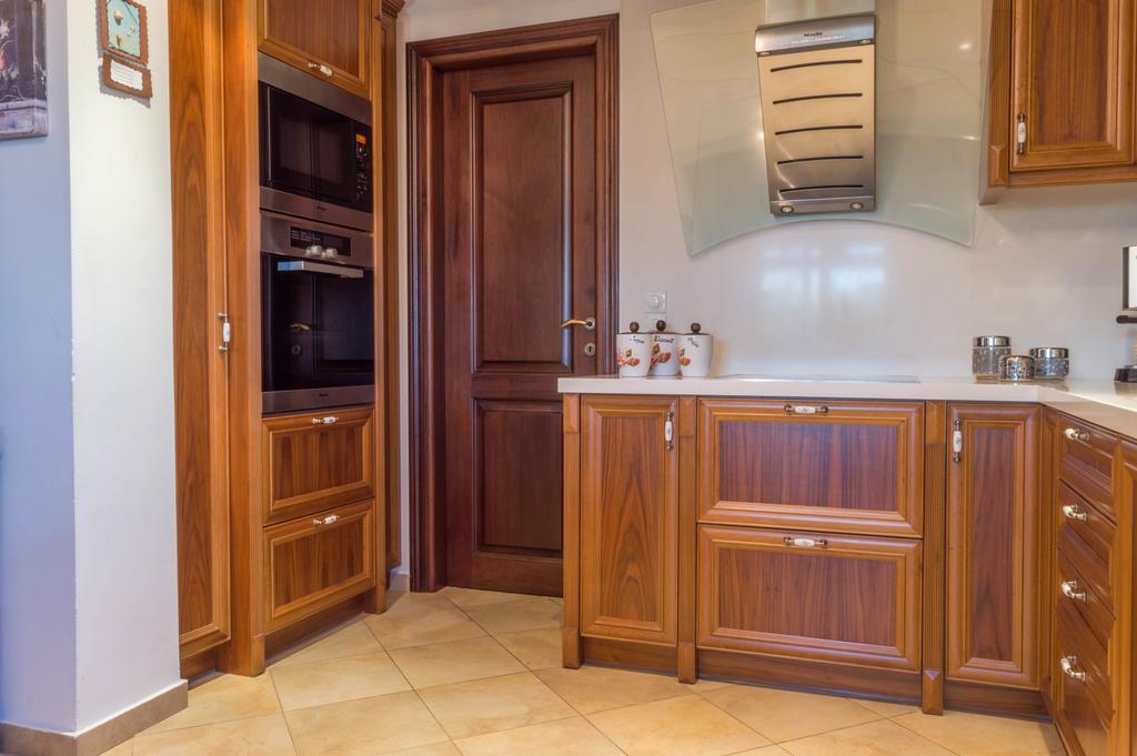 Luxury Villa קרטרוס מראה חיצוני תמונה