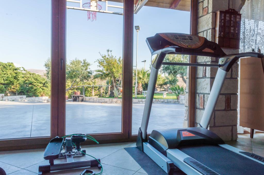 Luxury Villa קרטרוס מראה חיצוני תמונה