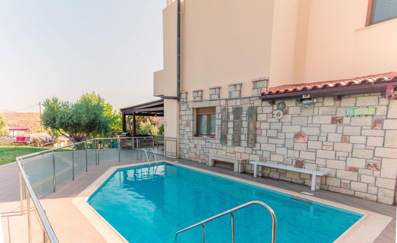 Luxury Villa קרטרוס מראה חיצוני תמונה